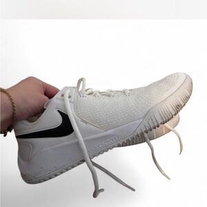 Nike White and Black Sneakers